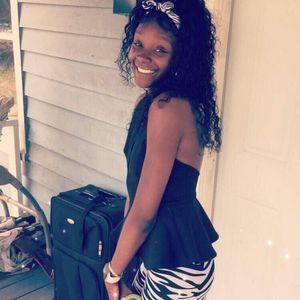 Meet your Posher, Bettina